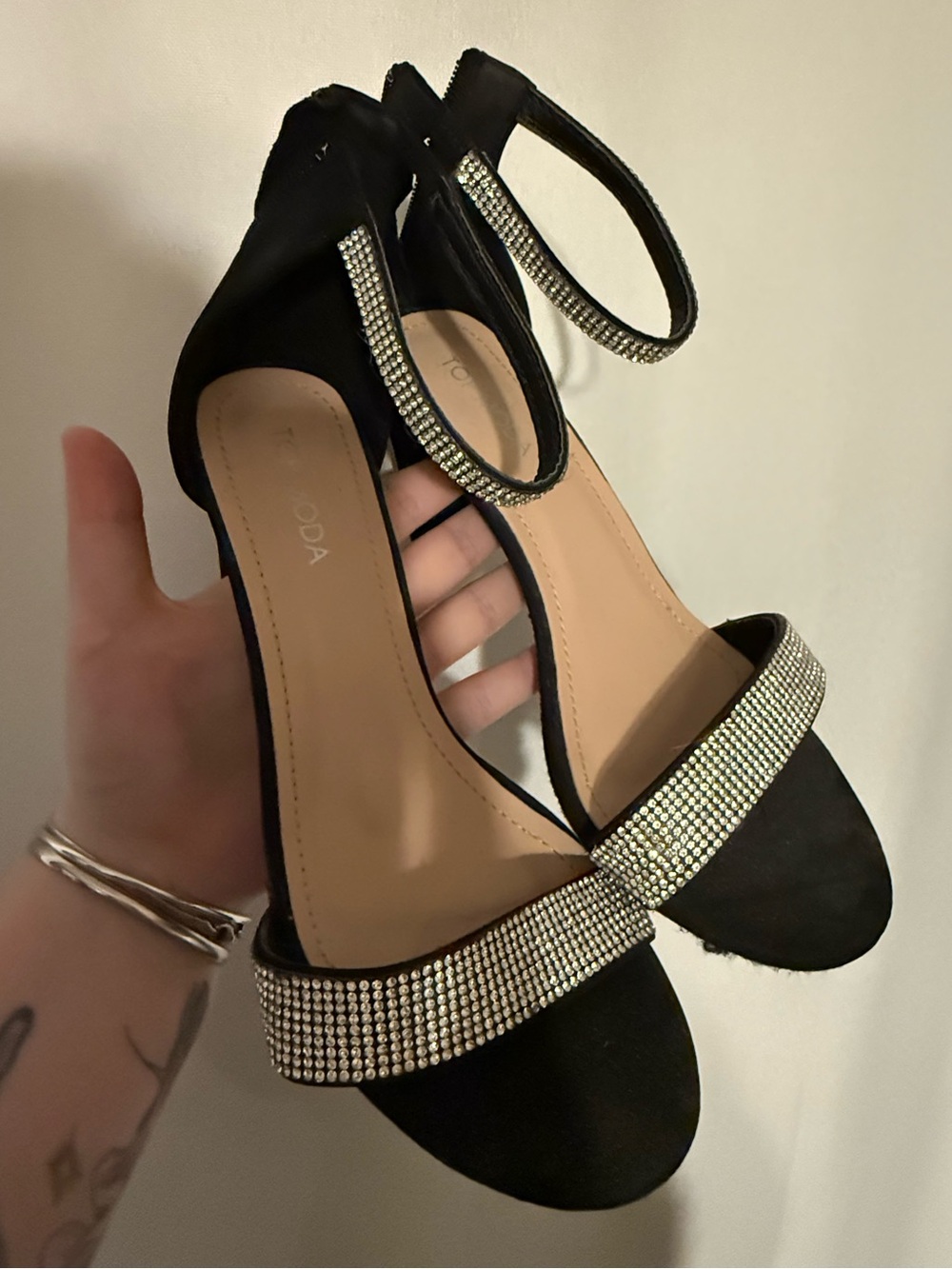 TOP MODA Black Rhinestone Ankle-Strap Heeled Sandals